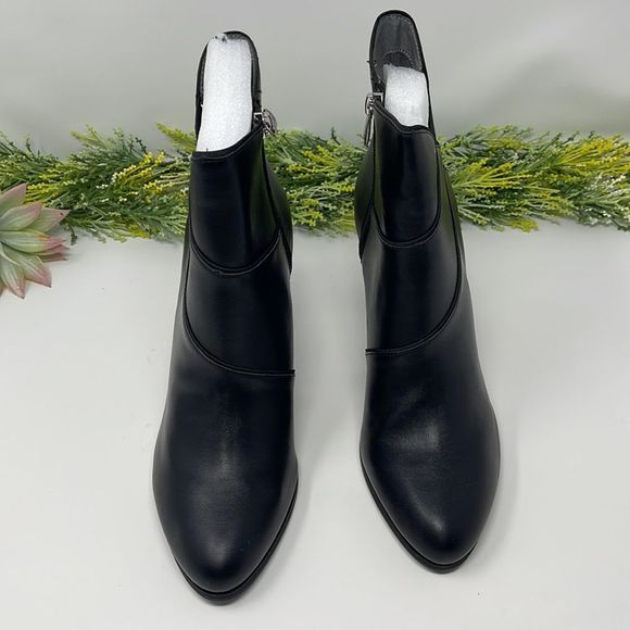 Adrienne Vittadini Women's Trella Booties Size 10 M - Picture 2 of 14